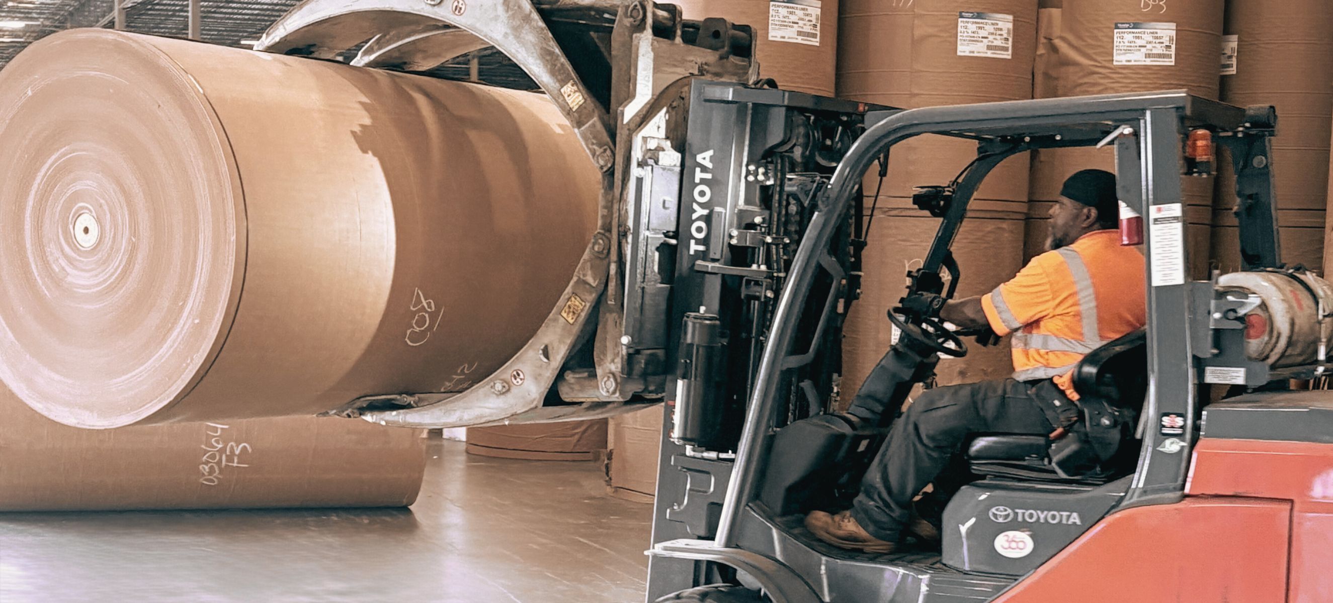 How Tariffs & Trade Tensions Are Reshaping U.S. Pulp & Paper Inventories